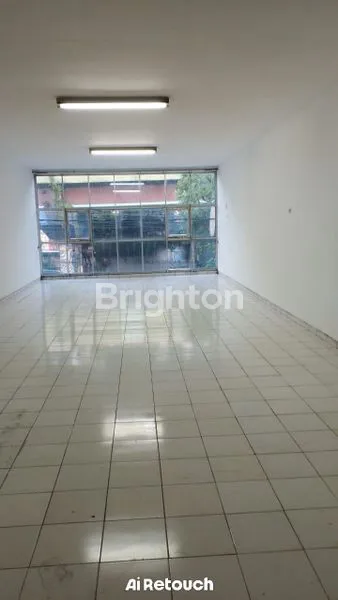 image RUKO DI AREA STRATEGIS JL. RAYA AHMAD YANI, MALANG. TERSEDIA 2 RUKO YANG BERSEBELAHAN. (4)