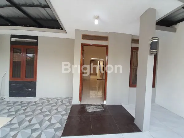 image GAWANAN, COLOMADU, KARANGANYAR, RUMAH MINIMALIS 2 LANTAI, LOKASI TENANG DAN NYAMAN, AKSES KE JL RAYA ADI SUCIPTO DAN JL RAYA ADI SUMARMO DEKAT (2)