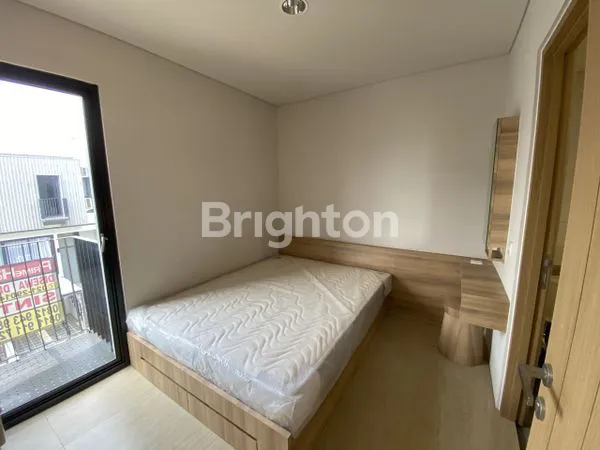 image RUMAH SEMI FURNISHED DI IMAJIHAUS GREENWICH BSD (8)