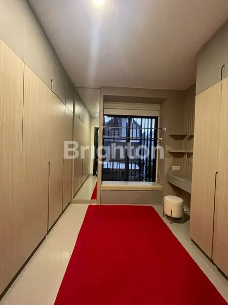 image RUMAH CLUSTER LEONORA TANGERANG, FULLY-FURNISHED 3+1KT, LT 84M² (5)