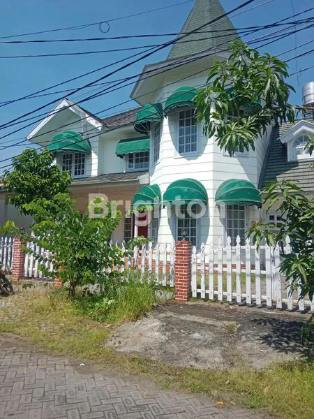 image RUMAH SIDOSERMO PDK DESIGN VICTORIA SUDAH SELESAI RENOVASI  (2)