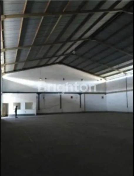 image GUDANG LUAS 2500 M2 BANGUNAN LOS DEKAT TOL WARU LOKASI SANGAT STRATEGIS (4)