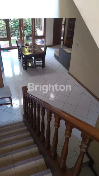 image RUMAH LUAS 2 LANTAI CIMAHI  (4)