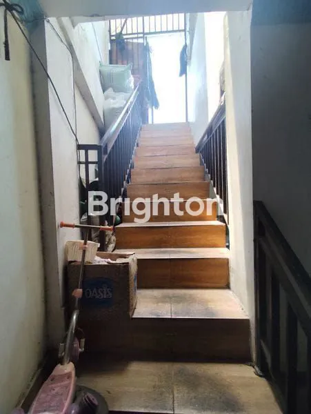 image RUMAH DI JELAMBAR COCOK UNTUK USAHA DAN HUNIAN (3)