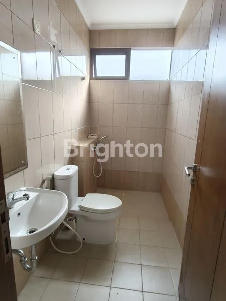 image RUMAH THE AVANI CLUSTER AMMARILA SEMI FURNISHED DEKAT MALL AEON DAN  STASIUN CISAUK  BSD CITY TANGERANG (8)