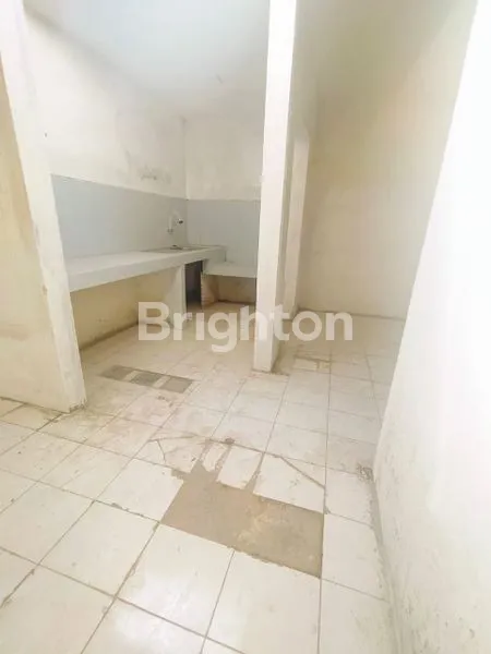 image RUKO STRATEGIS 2 LANTAI HARGA TERJANGKAU DI PUNCAK TIDAR MALANG (8)