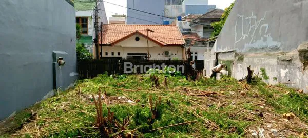 image TANAH DIBAWAH NJOP STRATEGIS BEBAS BANJIR COCOK UNTUK HUNIAN, KOS-KOSAN, INVESTASI DI CIDENG JAKARTA PUSAT (1)