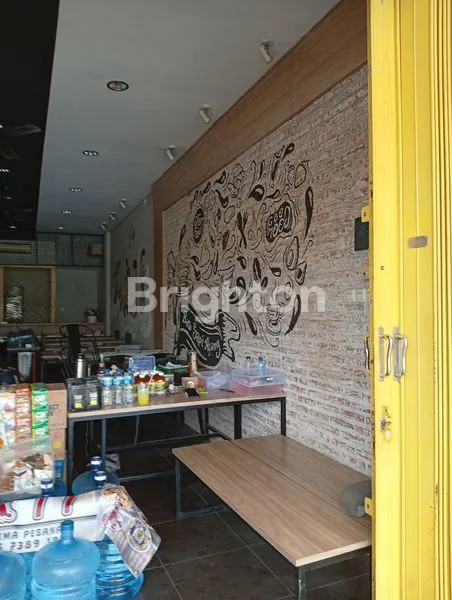 RUKO 3 LANTAI STRATEGIS DI DEWI SRI