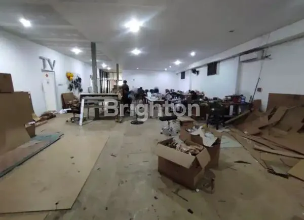 image GUDANG/KANTOR 2 LANTAI SIAP PAKAI DI KALIDERES, DEKAT BANDARA (7)