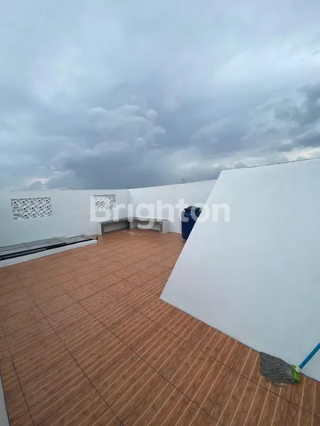 image RUMAH MODERN KLASIK 2 LANTAI DEKAT LRT HARJAMUKTI (8)