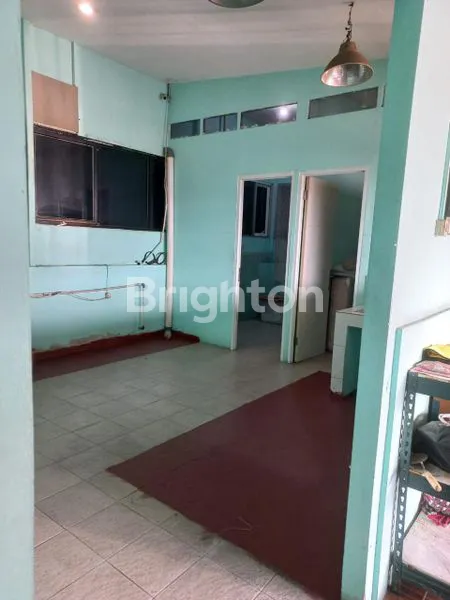 image 2 RUKO GANDENG 3 LANTAI FULLY FURNISHED STRATEGIS DI KAWASAN PENGADILAN BOGOR DI JANTUNG KOTA BOGOR (8)