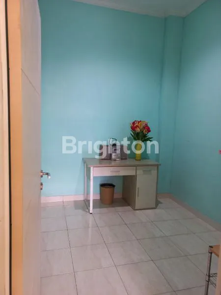 image 2 RUKO GANDENG 3 LANTAI FULLY FURNISHED STRATEGIS DI KAWASAN PENGADILAN BOGOR DI JANTUNG KOTA BOGOR (6)