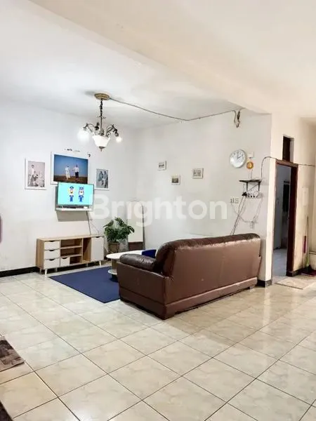 image RUMAH & KOST SIAP HUNI DAN SIAP UNTUK USAHA DI JATIPADANG PASAR MINGGU JAKARTA SELATAN L94C226 (2)