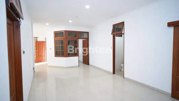 RUMAH KRUKUT 10 X 20.3  JAKARTA BARAT