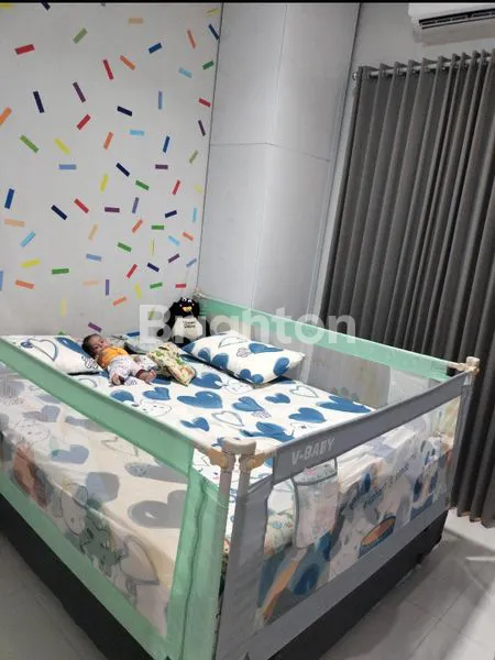 image RUMAH MODERN 2 LANTAI STRATEGIS DI KAHURIPAN PARK SIDOARJO (7)