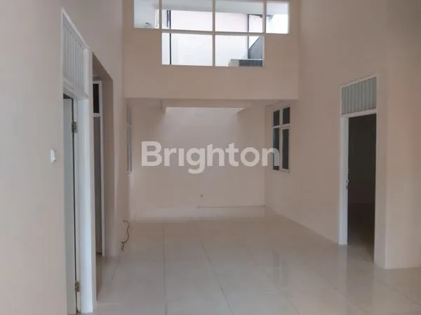 image RUMAH MINIMALIS INTERNATIONAL VILLAGE 1 CITRALAND (8)