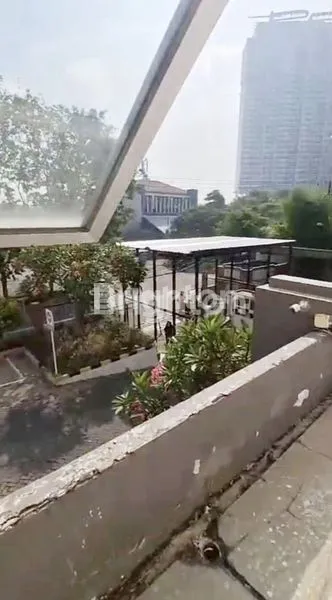 image PUNCAK PERMAI 2BR LANTAI RENDAH HADAP PASMOD HANYA 235JT FULL FURNISHED  (1)