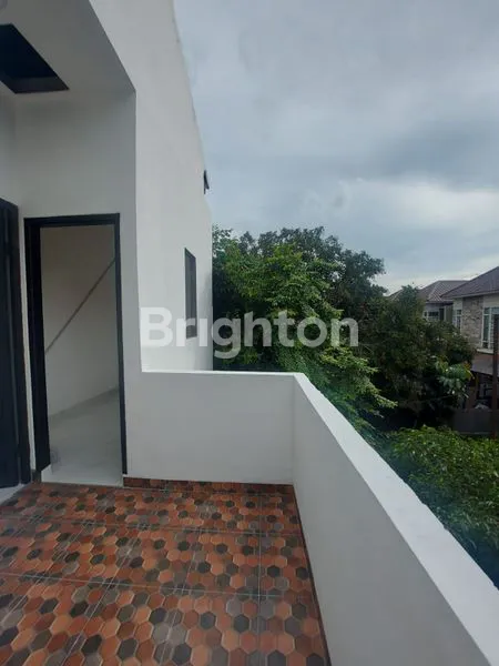 image RUMAH SIAP HUNI 2 LANTAI JAGAKARSA JAKSEL (5)