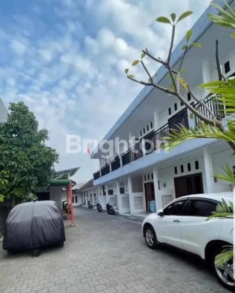 image RUMAH MEZZANINE LOKASI TENGAH KOTA DI RENON (2)