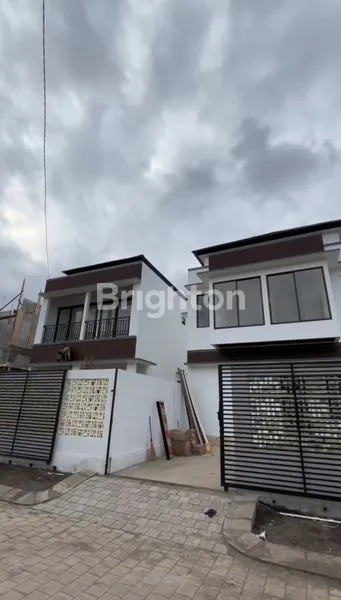 image RUMAH 2 LANTAI DEKAT KAMPUS UNUD JIMBARAN (1)
