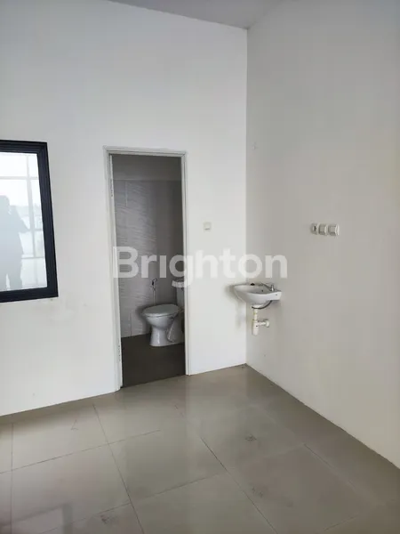 image RUKO 3 LANTAI SIAP PAKAI DI EASTERN PARK SUKOLILO COCOK UNTUK KANTOR  (5)