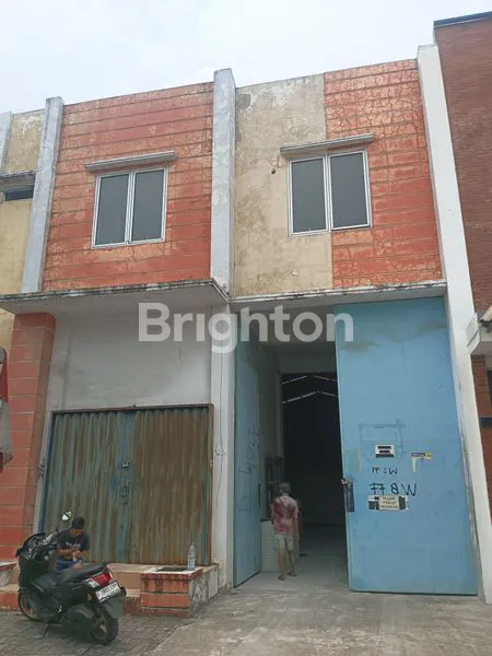 GUDANG LOKASI STRATEGIS DI PUSAT NIAGA TERPADU JL. DAAN MOGOT RAYA TANGERANG