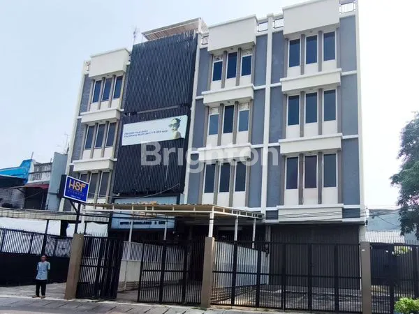 image RUKO HUK PREMIUM DAN STRATEGIS BANGUNAN 4,5 LANTAI DI PANGKAL ASEM, RAWA SELATAN JAKARTA PUSAT (1)