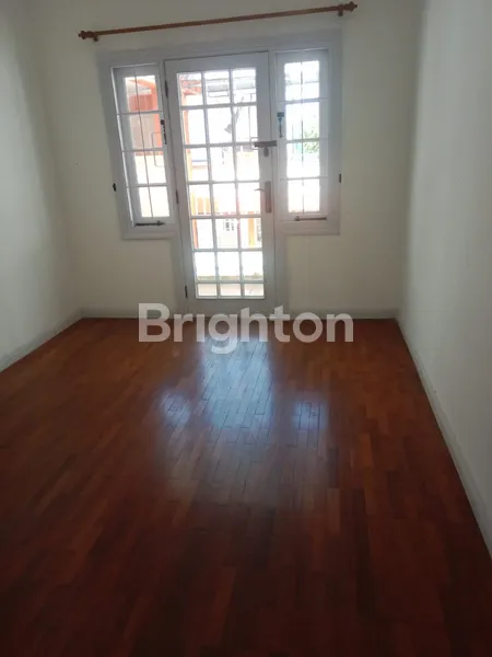 image RUMAH SIAP HUNI SIDOSERMO DEKAT RAYA JEMURSARI  (3)