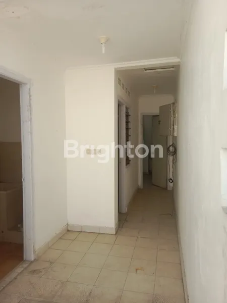 image RUMAH SIAP HUNI SIDOSERMO DEKAT RAYA JEMURSARI  (8)