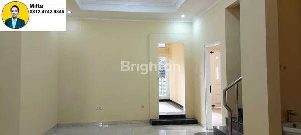 image DIJUAL RUMAH 2 LANTAI DI SEMUT INDAH MARGAHAYU BEKASI TIMUR – LOKASI STRATEGIS & BEBAS BANJIR (4)