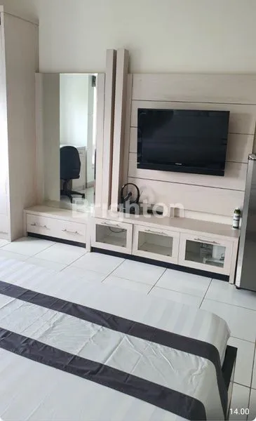 image DISEWAKAN APARTEMEN UC TOWER BERKELEY (5)