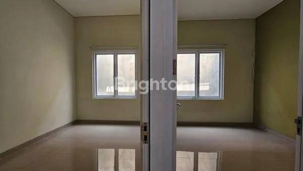 image DISEWAKAN RUMAH 2LANTAI 3KAMAR SIAP HUNI DI KELAPA GADING (8)