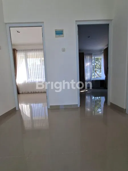 image RUMAH MEWAH SPRING HILSS  (5)