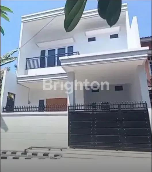 image SEMOLOWARU TIMUR BARU GRESS MURMER DI DLM PERUMAHAN  (1)