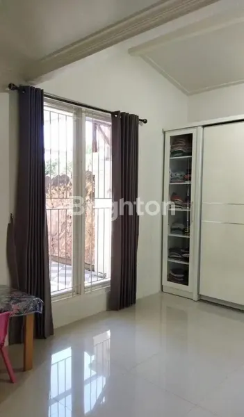 image WISMA MUKTI KLAMPIS ANOM MODERN TERAWAT SIAP HUNI  (3)