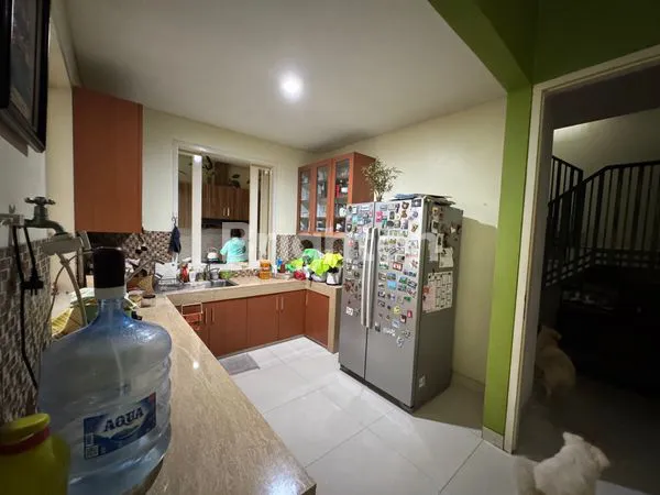 image RUMAH 2 LANTAI DI KOMPLEKS PERTAMINA RAWAMANGUN JAKARTA TIMUR . ASRI, PENCAHAYAAN DALAM RUMAH BAGUS (5)