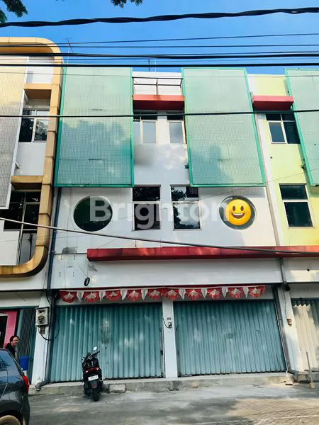 image RUKO 3,5 LANTAI LOKASI STRATEGIS DI JALAN UTAMA AHMAD YANI SURABAYA (1)