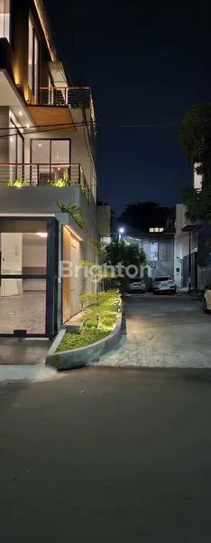 image RUMAH 3,5 LANTAI DI SUNTER. BANGUNAN BARU (7)