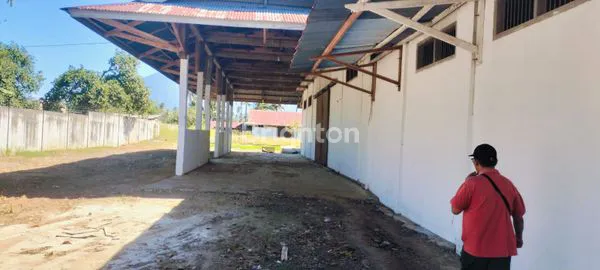 image GUDANG LUAS 960M2 DI JALAN LINTAS SUMATERA, TALANG PADANG (4)