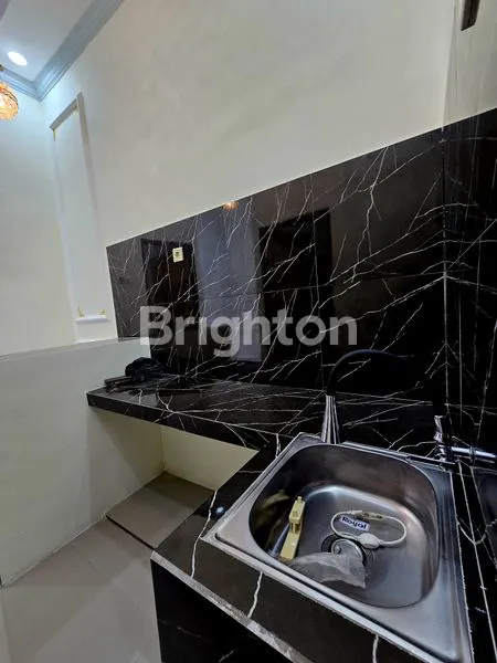 image RUMAH 2 KT MODERN DI MANUKAN SURABAYA (6)