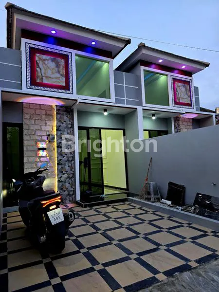 image RUMAH 2 KT MODERN DI MANUKAN SURABAYA (1)