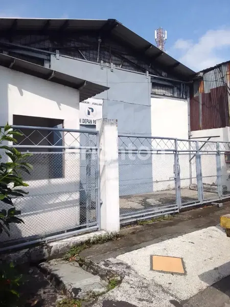 image GUDANG RAYA KENJERAN SIAP PAKAI STRATEGIS AKSES MUDAH (1)