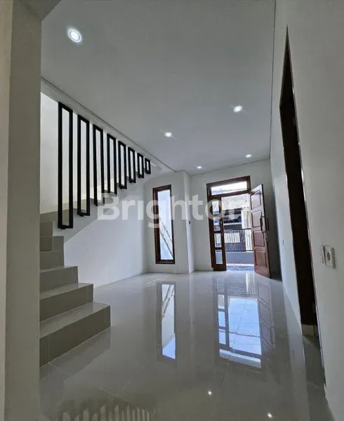 image RUMAH DI JALAN CAKALANG (4)