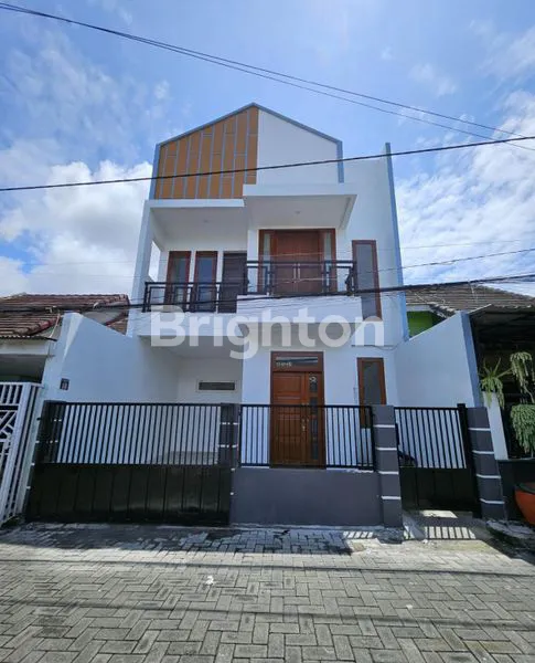 image RUMAH DI JALAN CAKALANG (1)