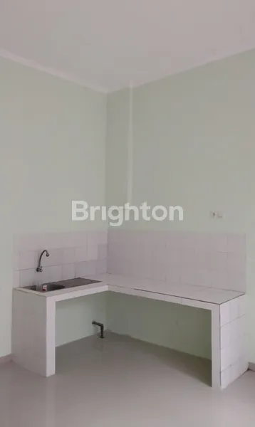 image RUMAH GREEN SEMANGGI MINIMALIS ONE GATE SYSTEM DEKAT MERR (6)