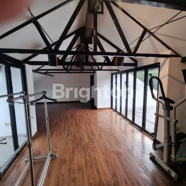 image THE GREEN BSD (7)