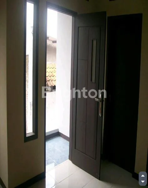 image DIJUAL RUMAH STRATEGIS AREA CIKUTRA JALAN SEKEPANJANG BANDUNG– 5KT, 2KM, DEKAT FASILITAS UMUM (3)