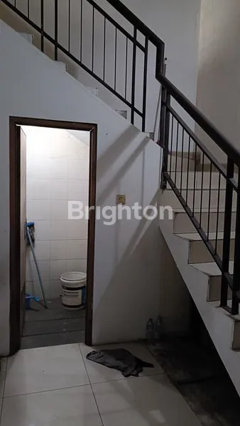 image DI JUAL RUKO DI MEKAR WANGI BANDUNG LETAK  STRATEGIS UNTUK TEMPAT USAHA  (2)