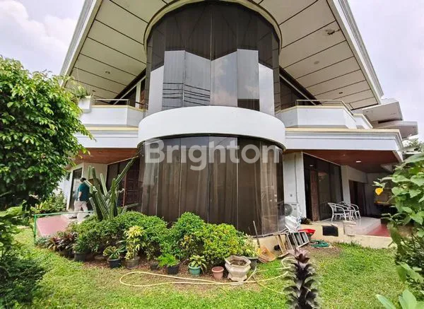 image RUMAH MEWAH BANGUNAN KOKOH DI TOMANG, BANGUNAN 2 LANTAI. (1)