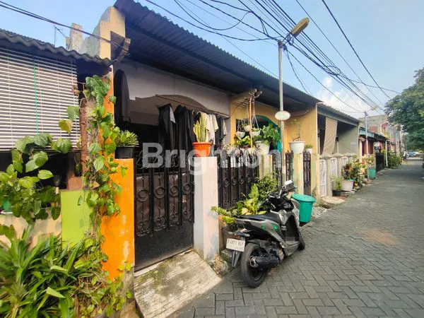 image JUAL CEPAT KONTRAKAN 2 PETAK DI PERUMNAS KARAWACI (2)